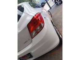 CHEVROLET - ONIX - 2013/2013 - Branca - R$ 41.900,00