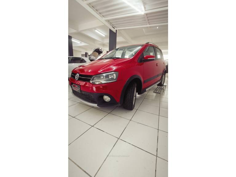 VOLKSWAGEN - CROSSFOX - 2013/2013 - Vermelha - R$ 44.900,00