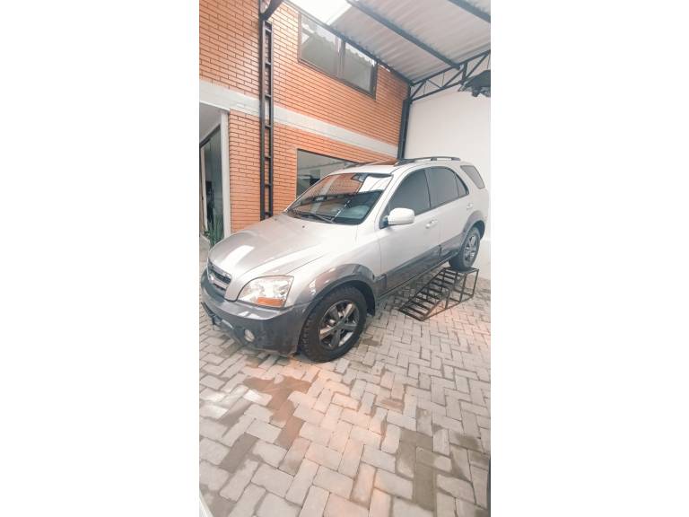 KIA MOTORS - SORENTO - 2009/2009 - Prata - R$ 49.900,00