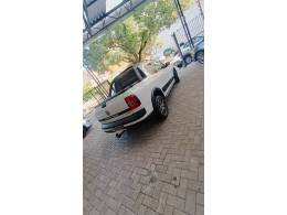 VOLKSWAGEN - SAVEIRO - 2016/2016 - Branca - R$ 71.900,00