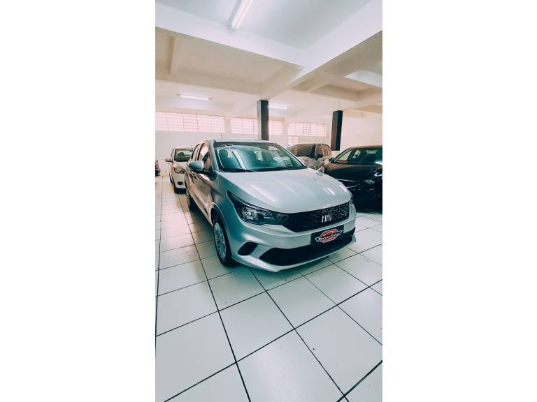 FIAT - ARGO - 2022/2022 - Prata - R$ 62.900,00