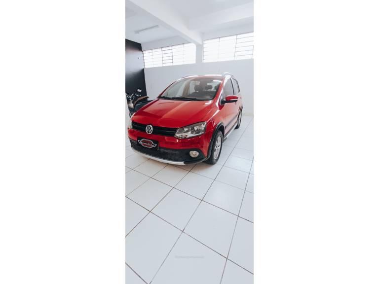 VOLKSWAGEN - CROSSFOX - 2013/2013 - Vermelha - R$ 44.900,00
