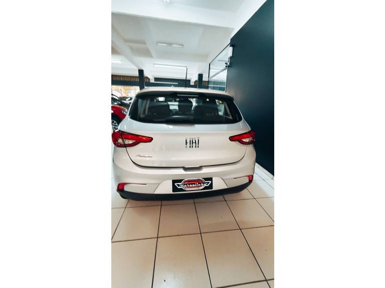 FIAT - ARGO - 2022/2022 - Prata - R$ 62.900,00