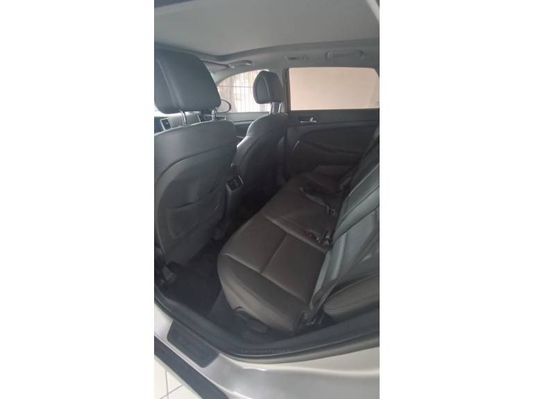 HYUNDAI - TUCSON - 2018/2019 - Prata - R$ 109.900,00