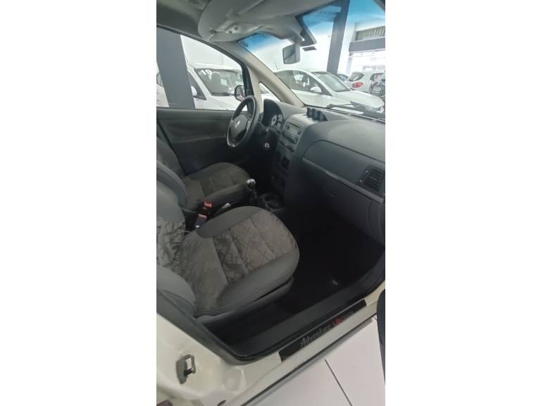 FIAT - IDEA - 2009/2009 - Branca - R$ 32.900,00