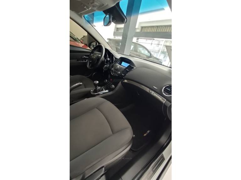 CHEVROLET - CRUZE - 2014/2014 - Branca - R$ 59.900,00
