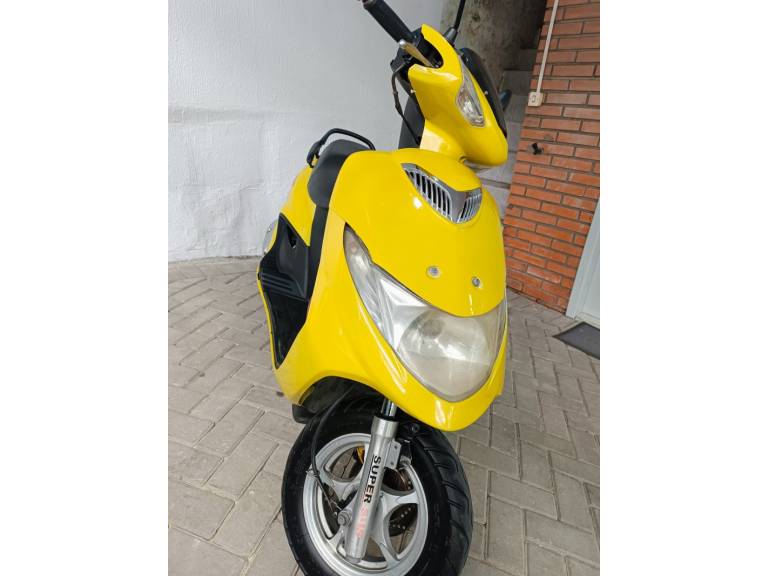 SUZUKI - BURGMAN - 2007/2007 - Amarela - R$ 6.900,00
