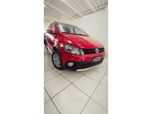 VOLKSWAGEN - CROSSFOX - 2013/2013 - Vermelha - R$ 44.900,00