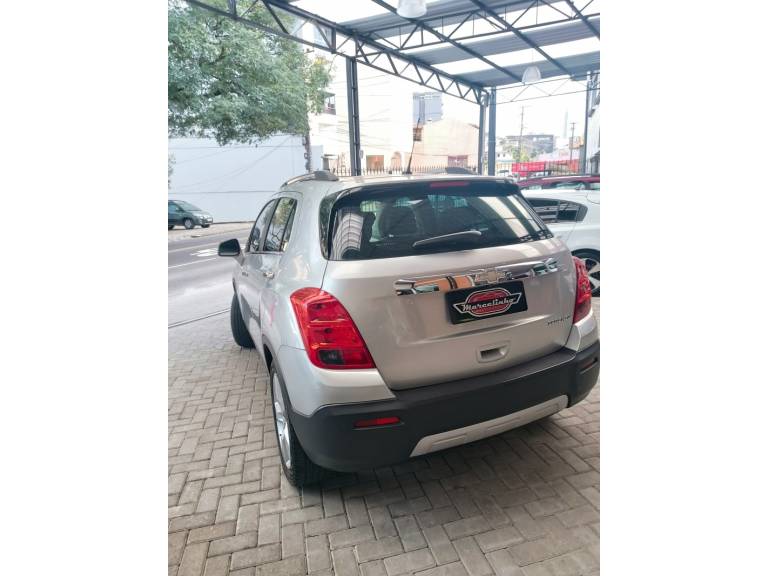 CHEVROLET - TRACKER - 2014/2014 - Prata - R$ 67.900,00
