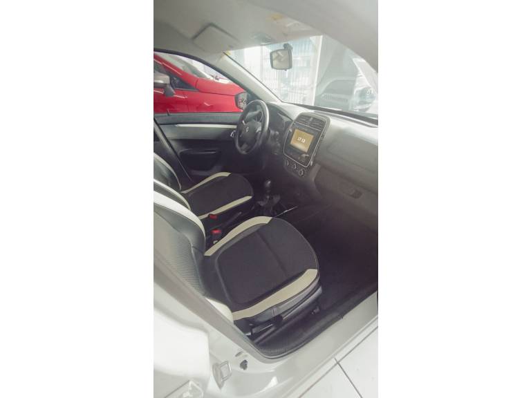 RENAULT - KWID - 2021/2021 - Branca - R$ 46.900,00