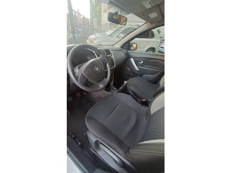 RENAULT - SANDERO - 2019/2020 - Prata - R$ 49.500,00