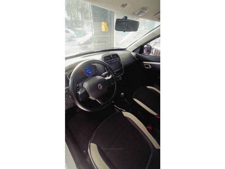 RENAULT - KWID - 2021/2021 - Branca - R$ 46.900,00