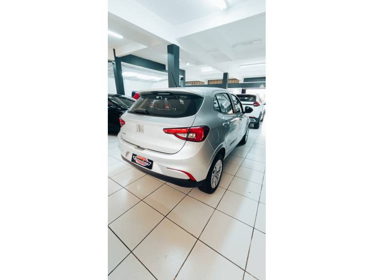 FIAT - ARGO - 2022/2022 - Prata - R$ 62.900,00