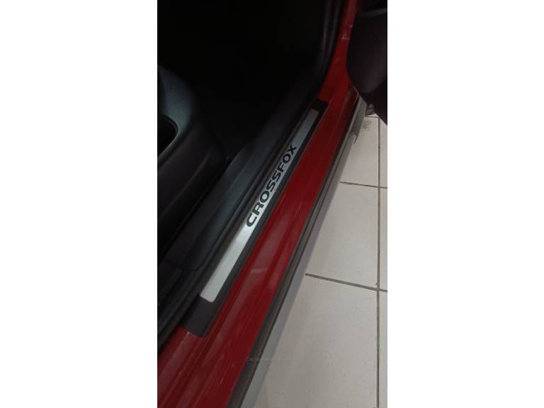 VOLKSWAGEN - CROSSFOX - 2013/2013 - Vermelha - R$ 44.900,00
