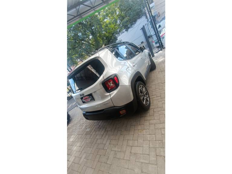 JEEP - RENEGADE - 2016/2016 - Prata - R$ 70.900,00
