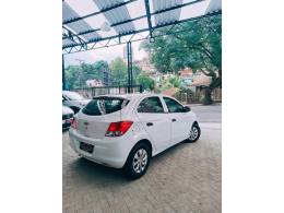 CHEVROLET - ONIX - 2018/2018 - Branca - R$ 52.900,00