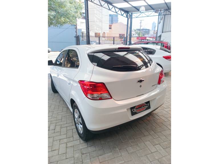 CHEVROLET - ONIX - 2013/2013 - Branca - R$ 41.900,00