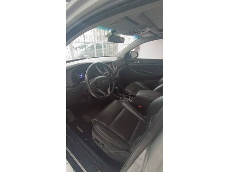 HYUNDAI - TUCSON - 2018/2019 - Prata - R$ 109.900,00
