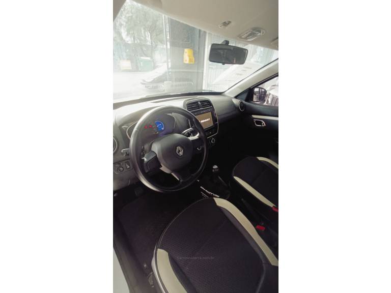 RENAULT - KWID - 2021/2021 - Branca - R$ 46.900,00
