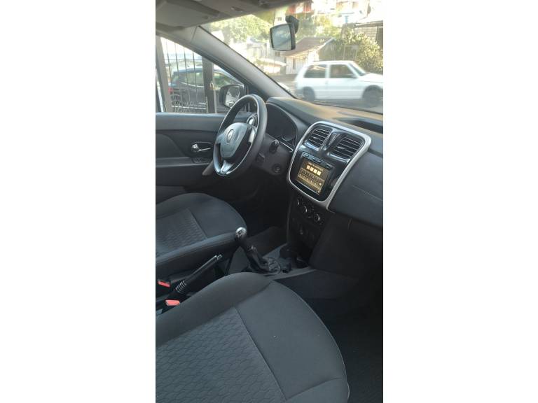 RENAULT - SANDERO - 2019/2020 - Prata - R$ 49.500,00