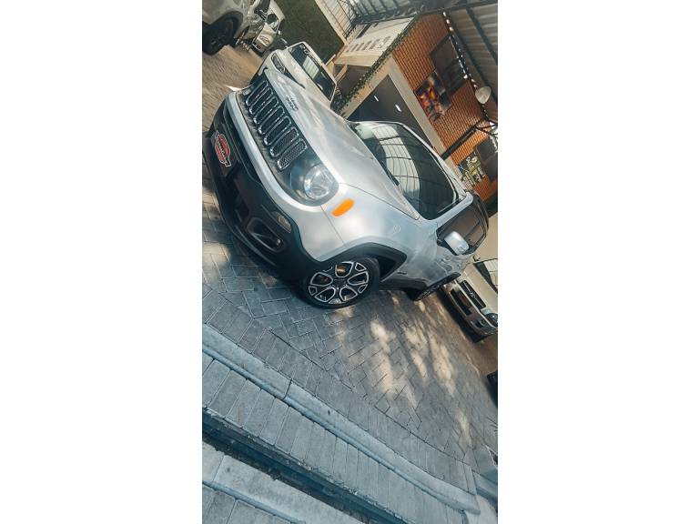 JEEP - RENEGADE - 2016/2016 - Prata - R$ 70.900,00